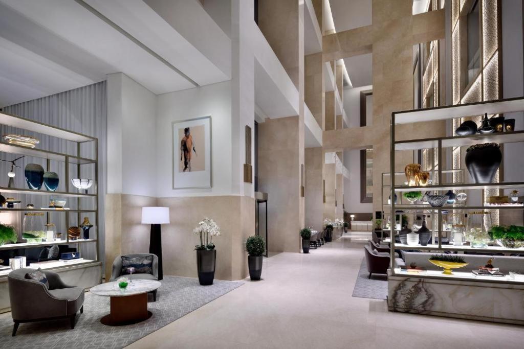 Westminster Dubai Mall ภายนอก รูปภาพ The lobby