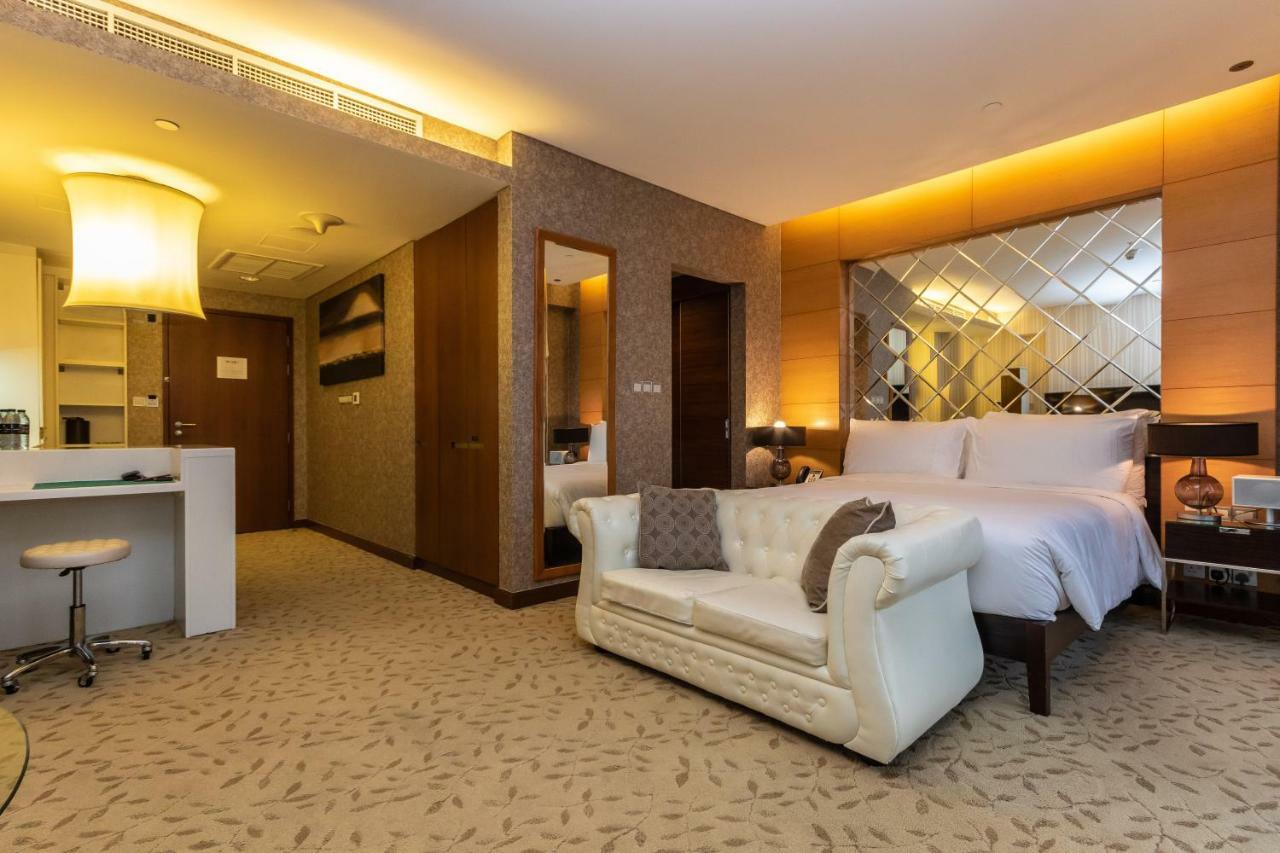 Westminster Dubai Mall ภายนอก รูปภาพ Deluxe Suite