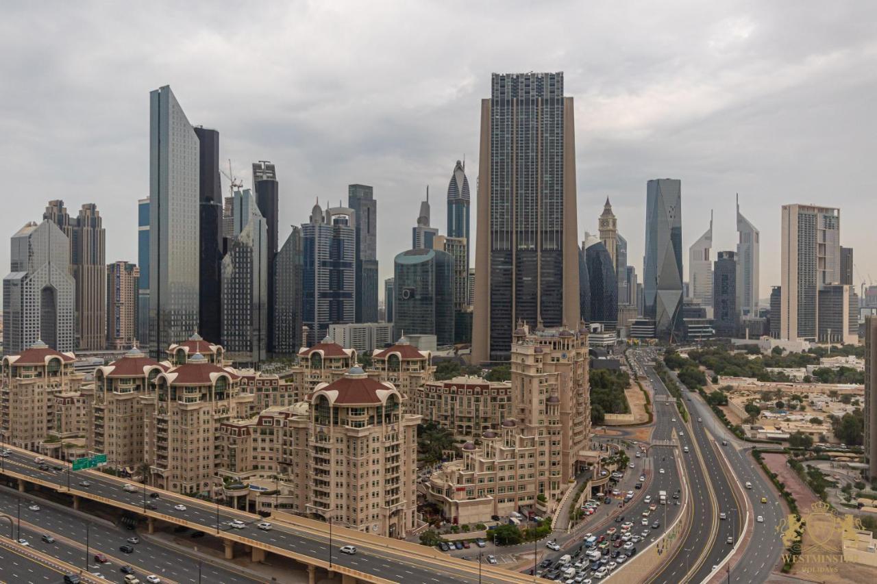 Westminster Dubai Mall ภายนอก รูปภาพ Abu Dhabi skyline