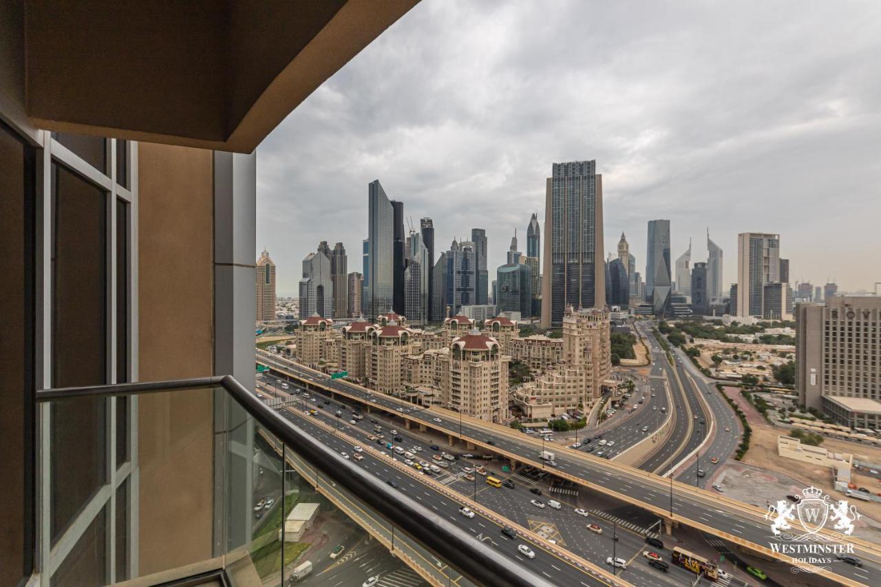 Westminster Dubai Mall ภายนอก รูปภาพ View of Al-Ghuwariyah from a residential building
